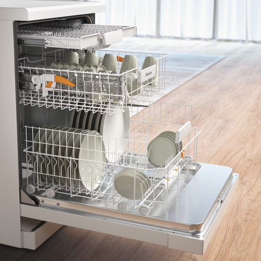 Miele G 5611 SC Dishwasher - Brilliant White - 14 place settings