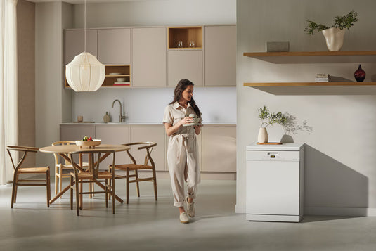 Miele G 5611 SC Dishwasher - Brilliant White - 14 place settings