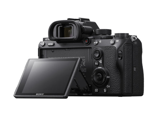 Sony ILCE-7M3 a7 III Full-Frame with 28-70mm Lens