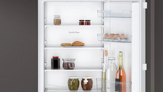 Neff N30, Built-in fridge-freezer with freezer at bottom, 177.2 x 54.1 cm, flat hinge