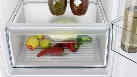 Neff N30, Built-in fridge-freezer with freezer at bottom, 177.2 x 54.1 cm, sliding hinge