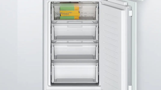 Bosch Series 2, Built-in fridge-freezer with freezer at bottom, 177.2 x 54.1 cm, flat hinge