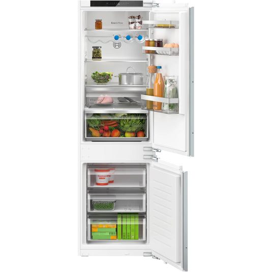 Bosch Series 4, Built-in fridge-freezer with freezer at bottom, 177.2 x 54.1 cm, flat hinge